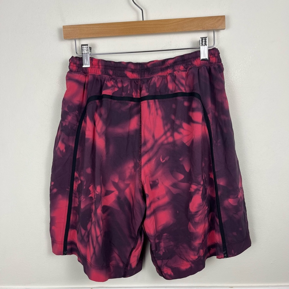 Lululemon Surge Shorts 9 Men's Red Black JFBJ 4 Way Stretch Lined Size Small